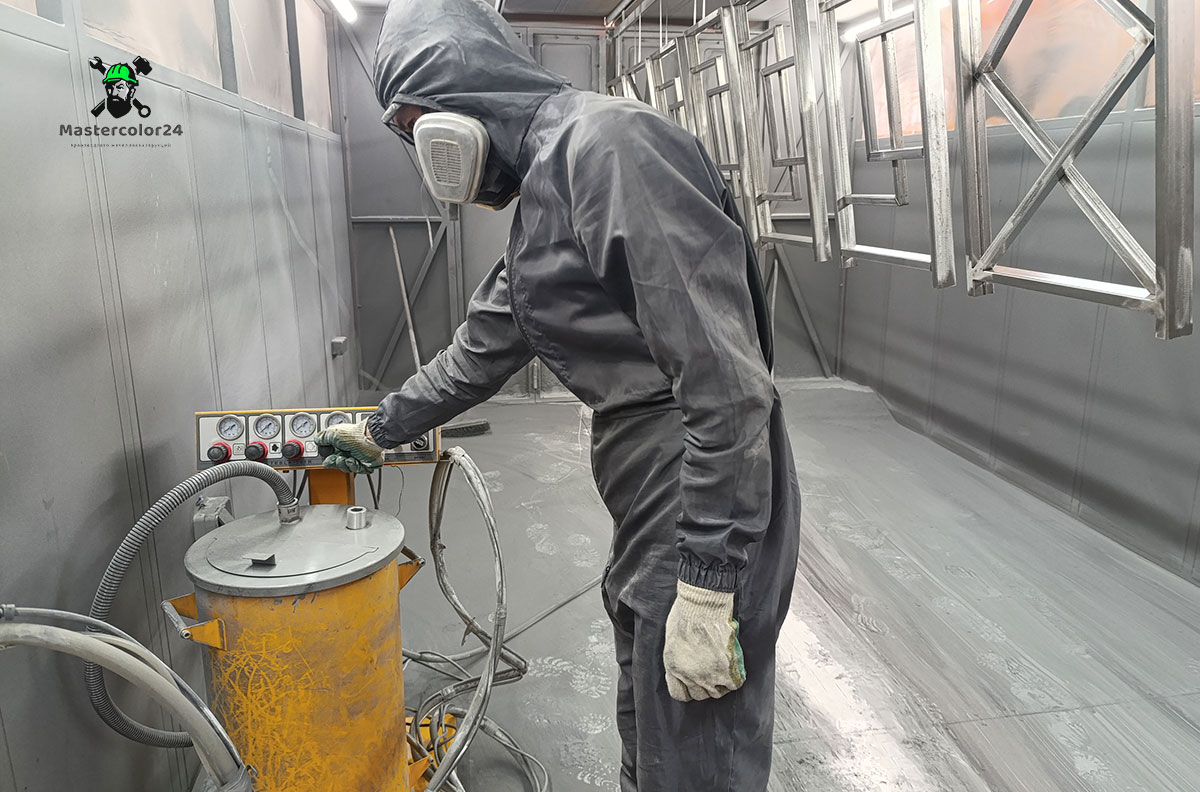 Нанесение порошка в камере