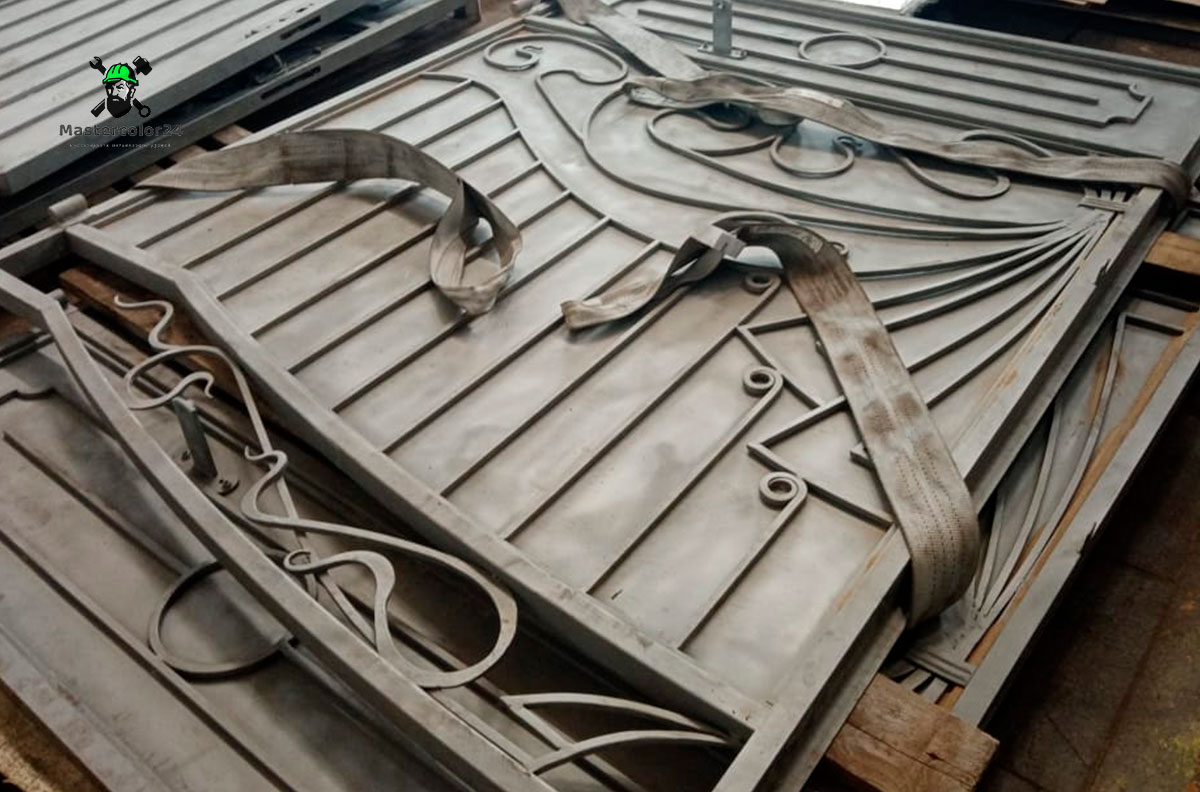 Ворота после пескоструйной очистки