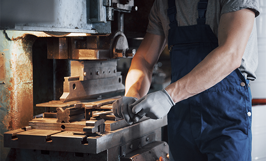 Гибка на сегментном листогибе Гибка на сегментном листогибе