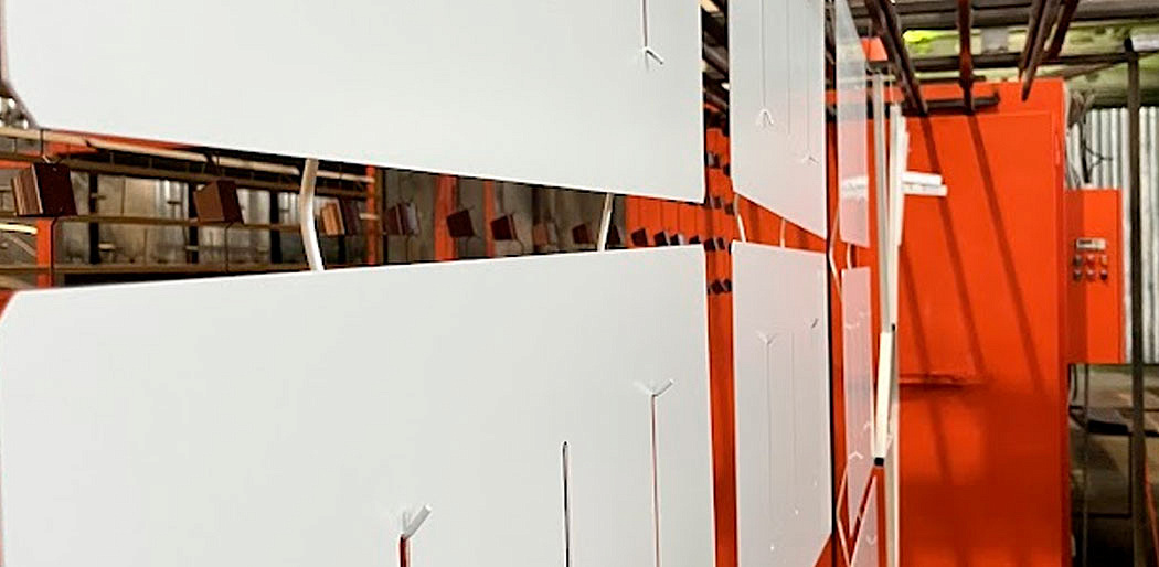 ➤ Порошковая покраска листа и профнастила